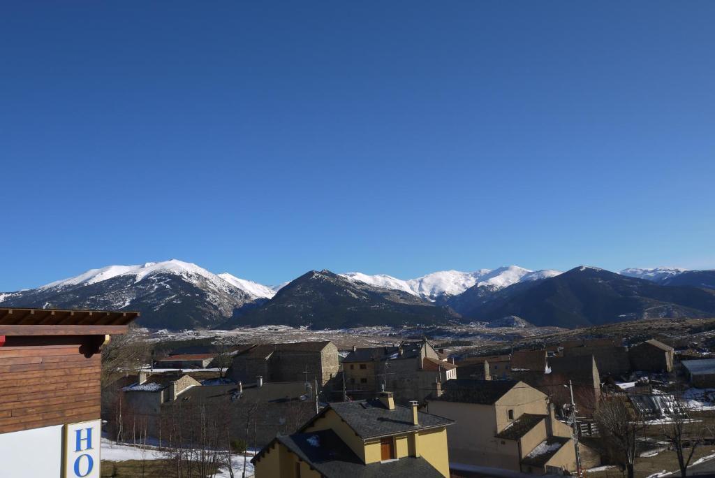 Hotel L'Oustalet Font-Romeu-Odeillo-Via 외부 사진