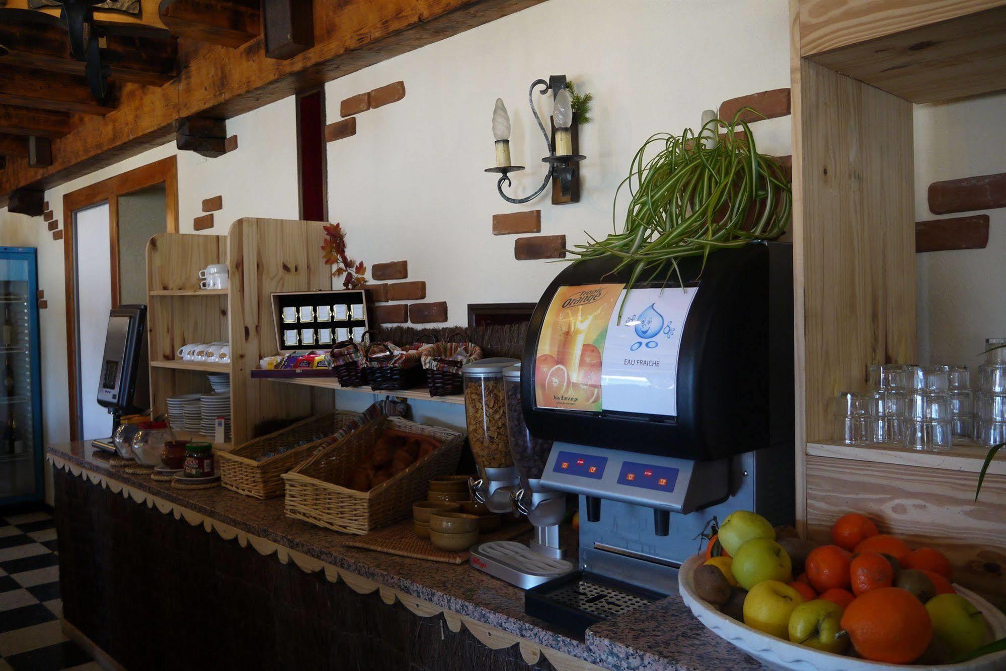 Hotel L'Oustalet Font-Romeu-Odeillo-Via 외부 사진