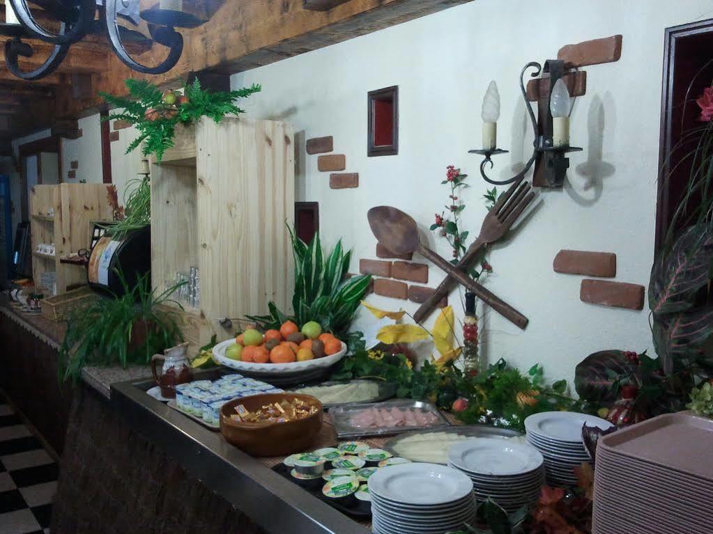 Hotel L'Oustalet Font-Romeu-Odeillo-Via 외부 사진